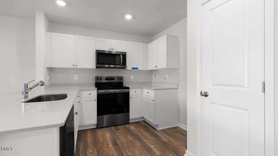 559 Stream Walk Crossing Wendell, NC 27591 - Photo 10 of 37