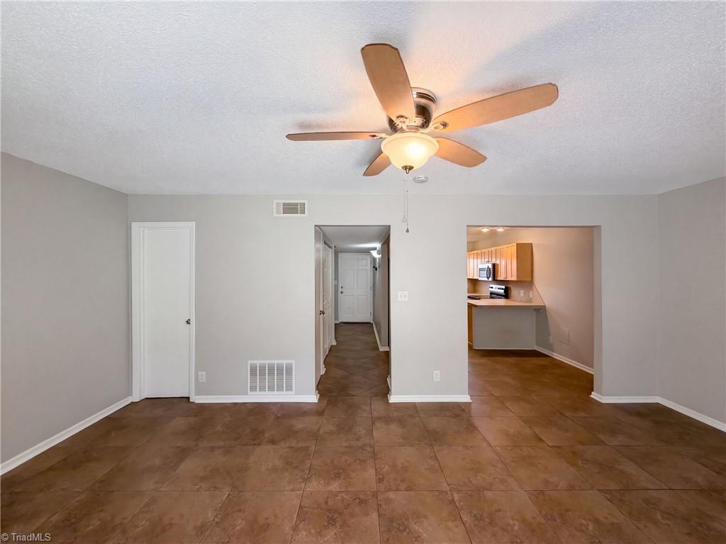 2219 Shadow Valley Road, Unit E High Point, NC 27265 - Photo 8 of 16 Gallery Image 8
