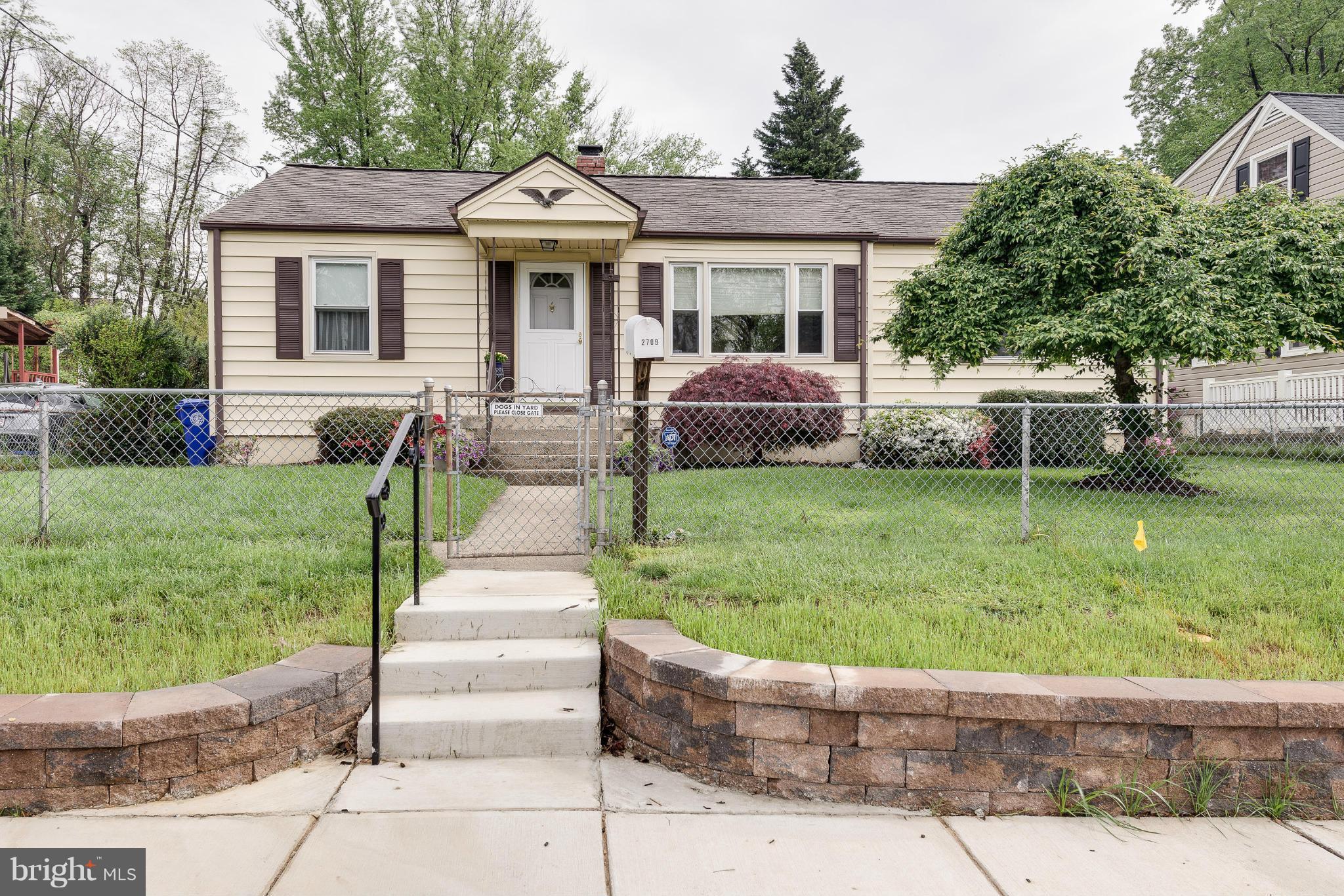 2709 Munson Street Silver Spring, MD 20902 - Photo 2 of 30 Fenced yard