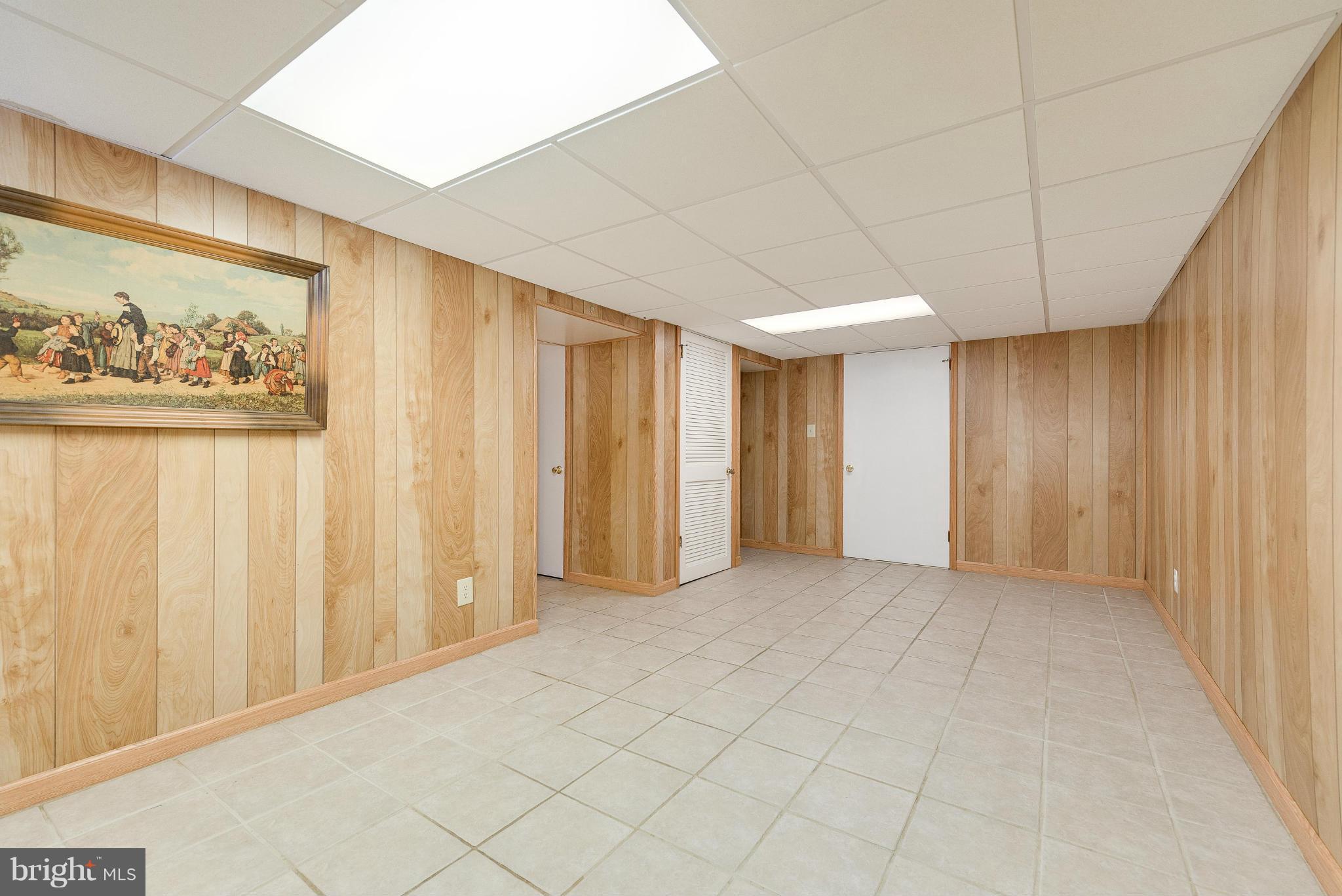 2709 Munson Street Silver Spring, MD 20902 - Photo 12 of 30 Family Room