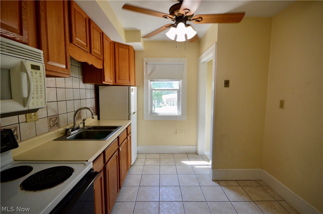 1002 Quentin Road Eastlake, OH 44095 - Photo 7 of 15 Gallery Image 7