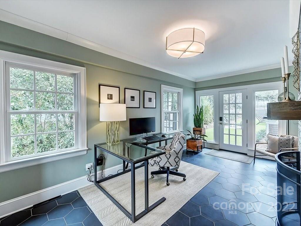 1301 Providence Road Charlotte, NC 28207 - Photo 10 of 48 Gallery Image 10