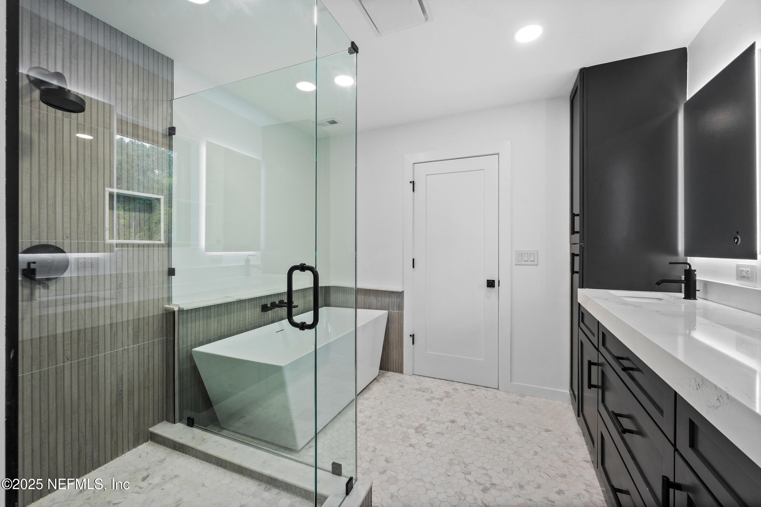 8833 Sanchez Road Jacksonville, FL 32217 - Photo 29 of 37 23 - interior