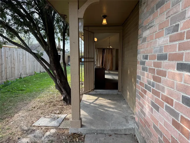$130,000 | 11007 Crinkleawn Drive, Houston, TX 77086