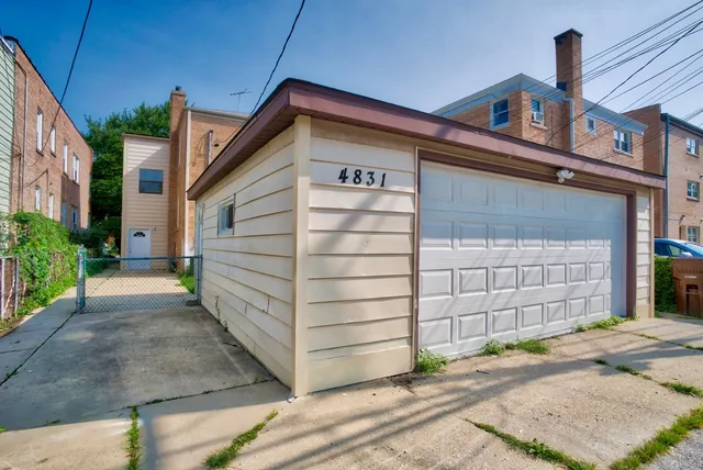 $1,500 | 4831 Kirk Street, Unit G, Skokie, IL 60077