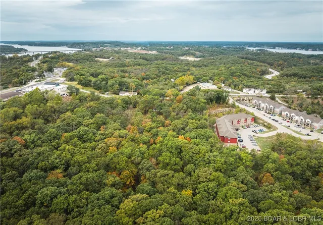 $999,000 | 126 Fish Haven Road, Lake Ozark, MO 65049