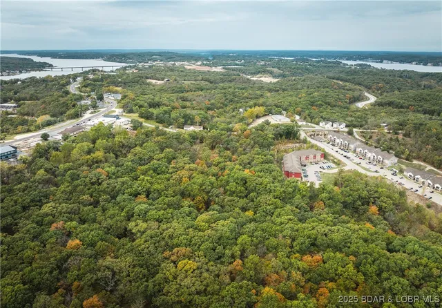 $999,000 | 126 Fish Haven Road, Lake Ozark, MO 65049