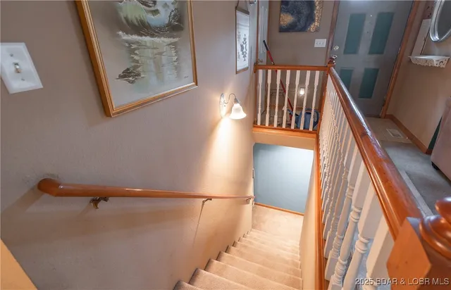 $999,000 | 126 Fish Haven Road, Lake Ozark, MO 65049