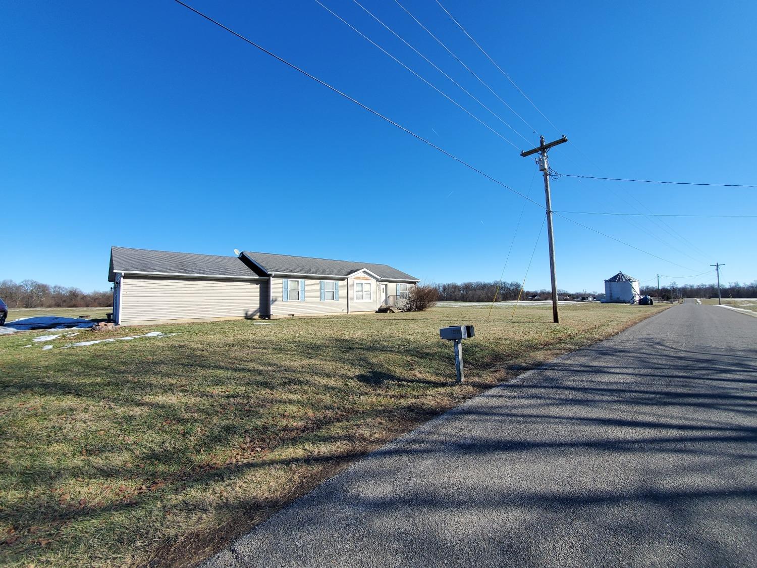 12098 McCrearys Ridge Road Florence, IN 47020 - Photo 2 of 13