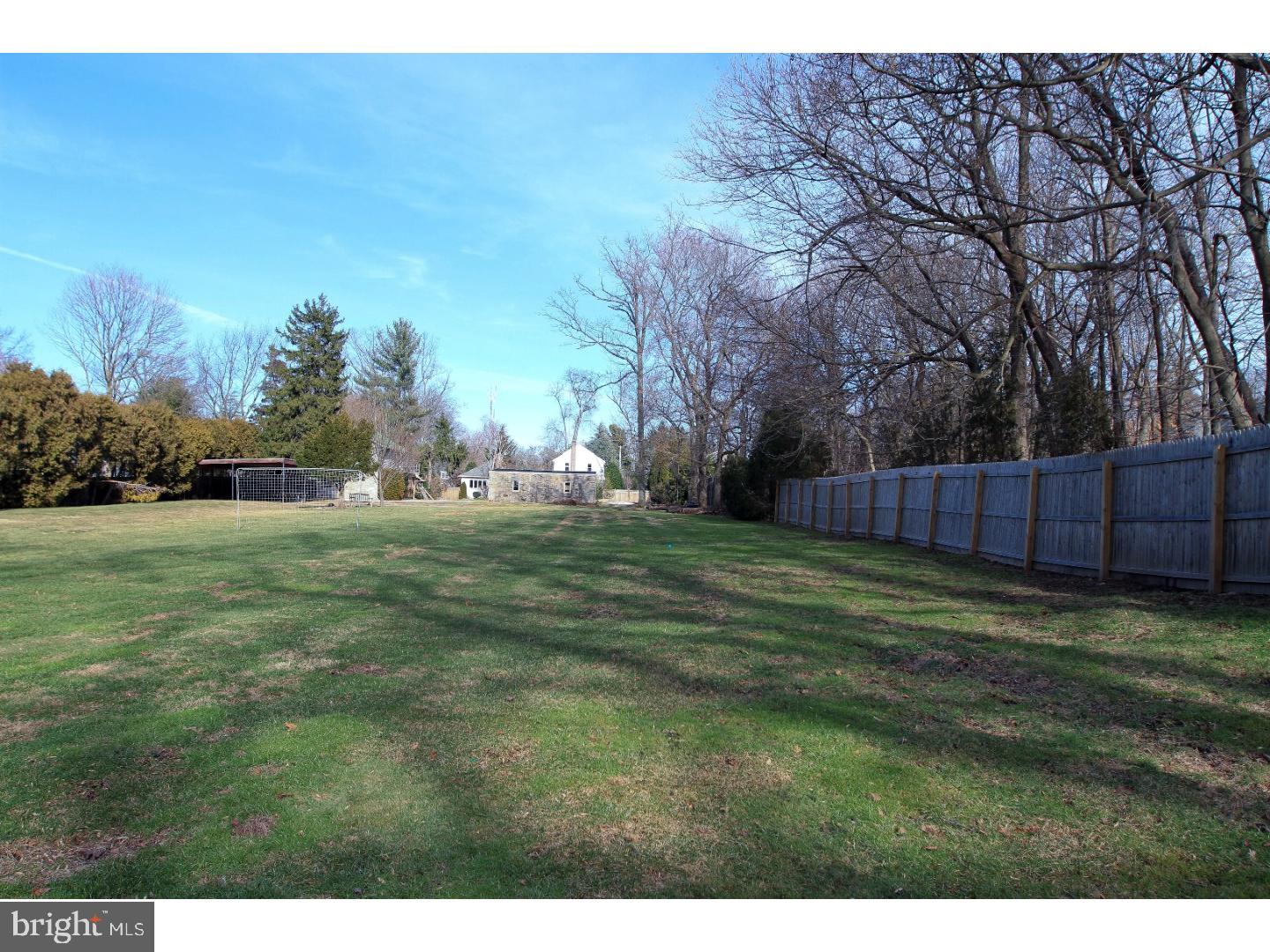 206 Fairview Road Penn Valley, PA 19072 - Photo 3 of 25