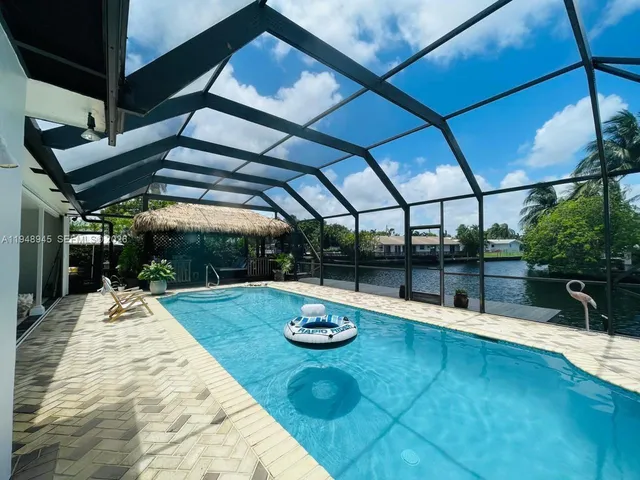 $5,400 | 2827 McKinley Street, Hollywood, FL 33020