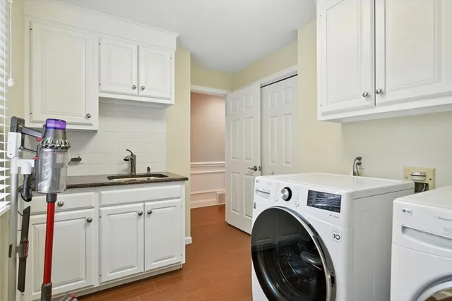 $1,195,000 | 111 Ashford Road, Longmeadow, MA 01106