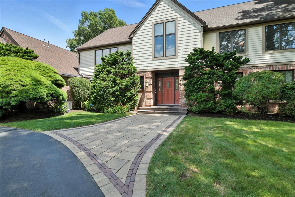 111 Ashford Road Longmeadow, MA 01106 - Photo 2 of 42