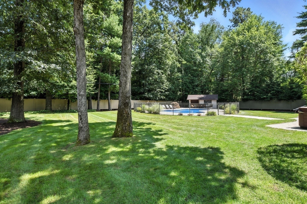 111 Ashford Road Longmeadow, MA 01106 - Photo 38 of 42