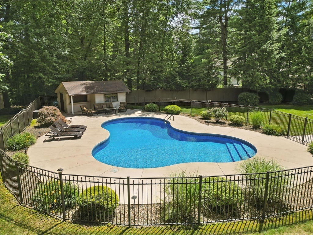 111 Ashford Road Longmeadow, MA 01106 - Photo 39 of 42