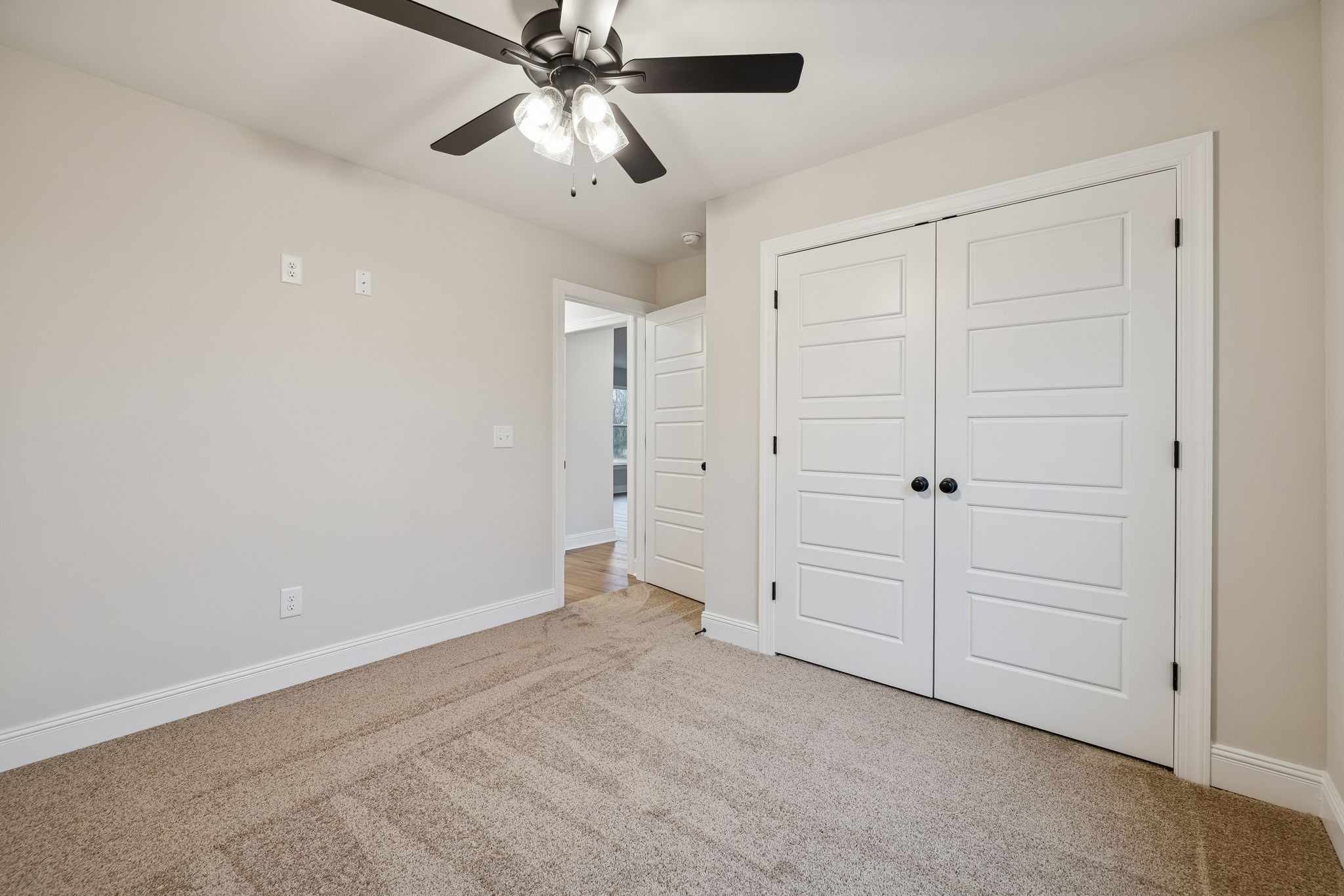 1057 Landing Lane Adams, TN 37010 - Photo 19 of 29