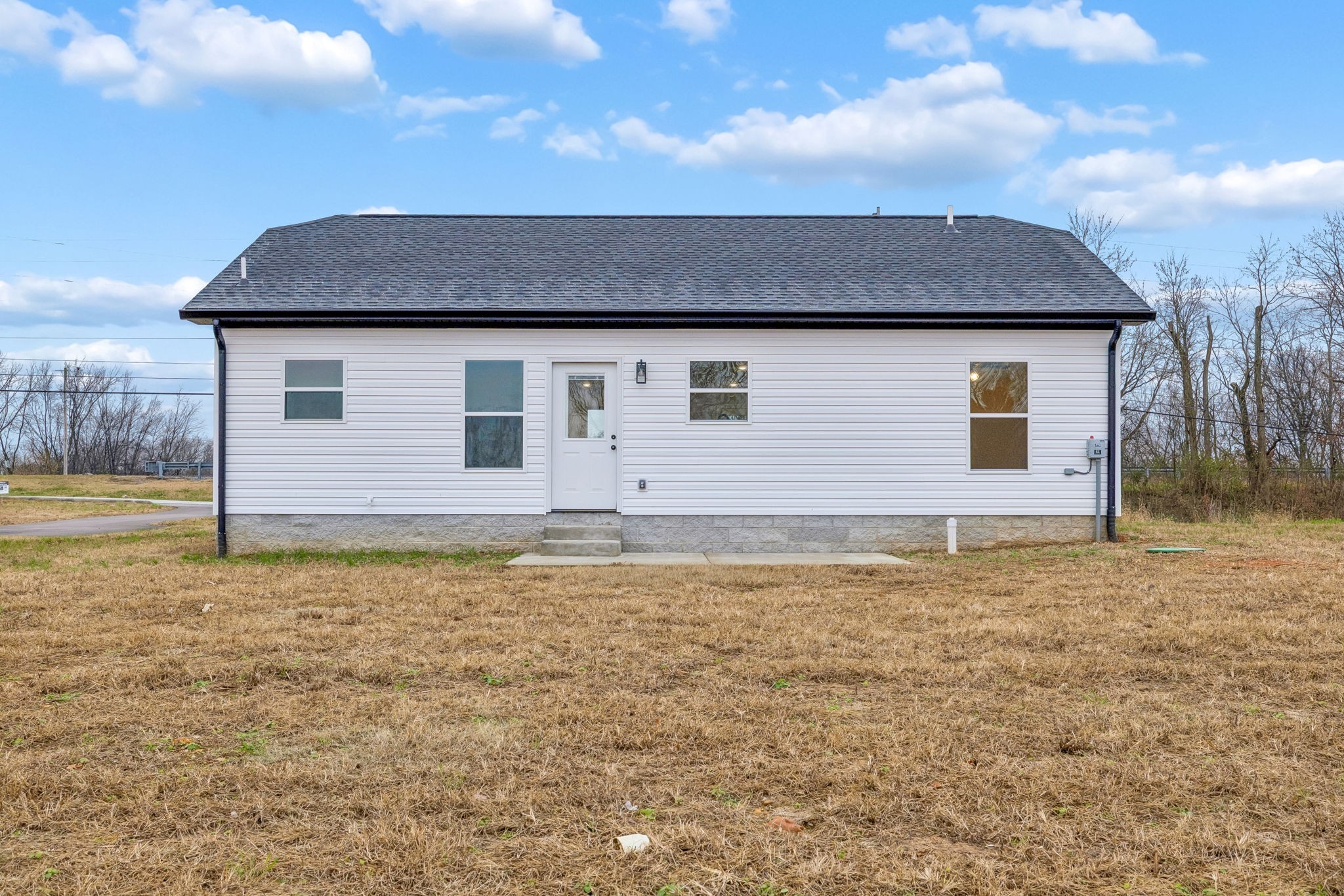 1057 Landing Lane Adams, TN 37010 - Photo 25 of 29