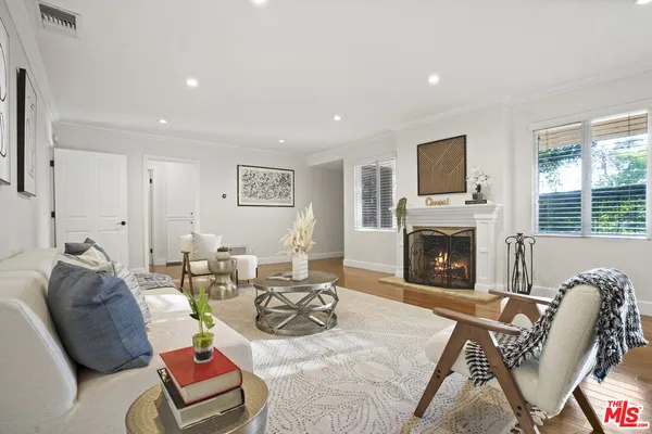 $1,699,000 | 2452 North Altadena Drive, Altadena, CA 91001