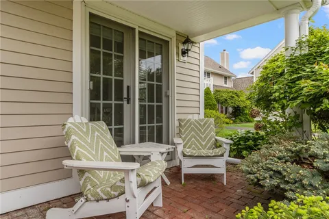 $698,000 | 213 Corey Lane, Unit 213, Middletown, RI 02842