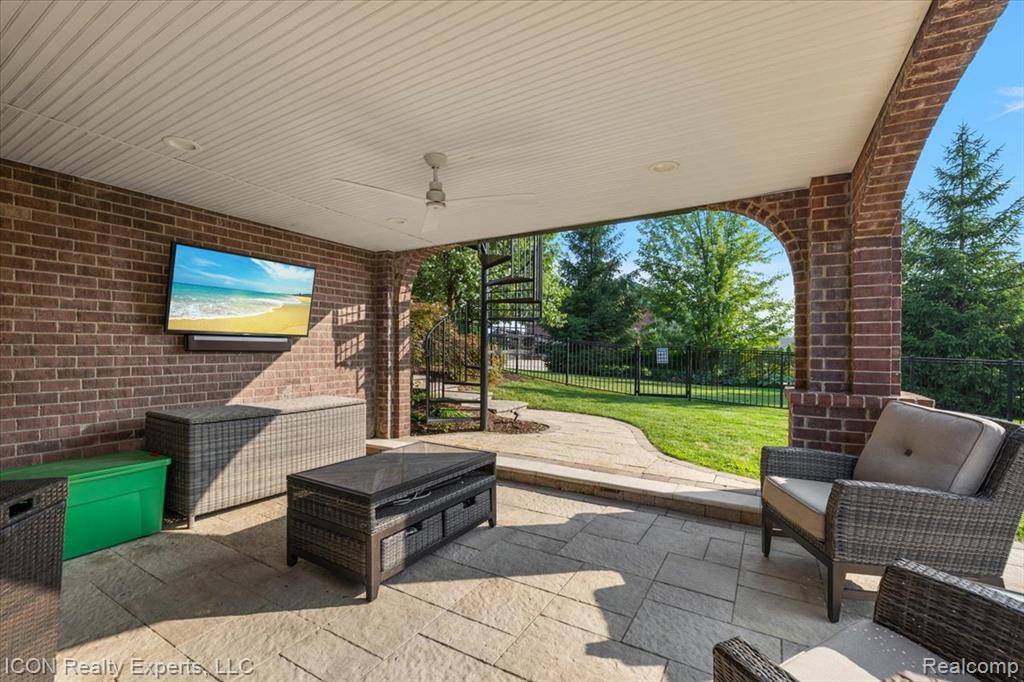 778 Passive Drive Rochester Hills, MI 48306 - Photo 21 of 98