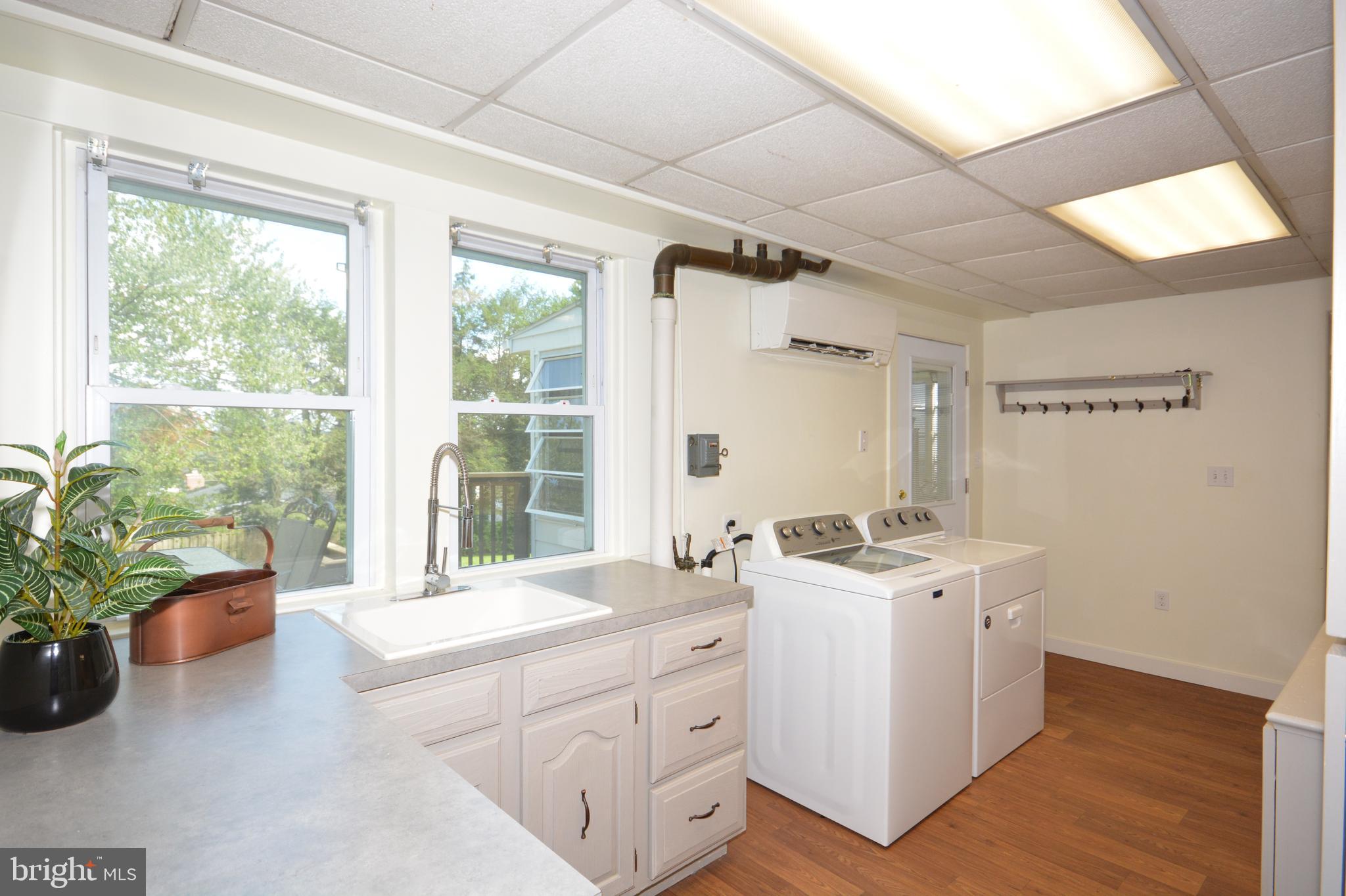 28 Hossler Road Manheim, PA 17545 - Photo 21 of 33 Laundry to Sunroom