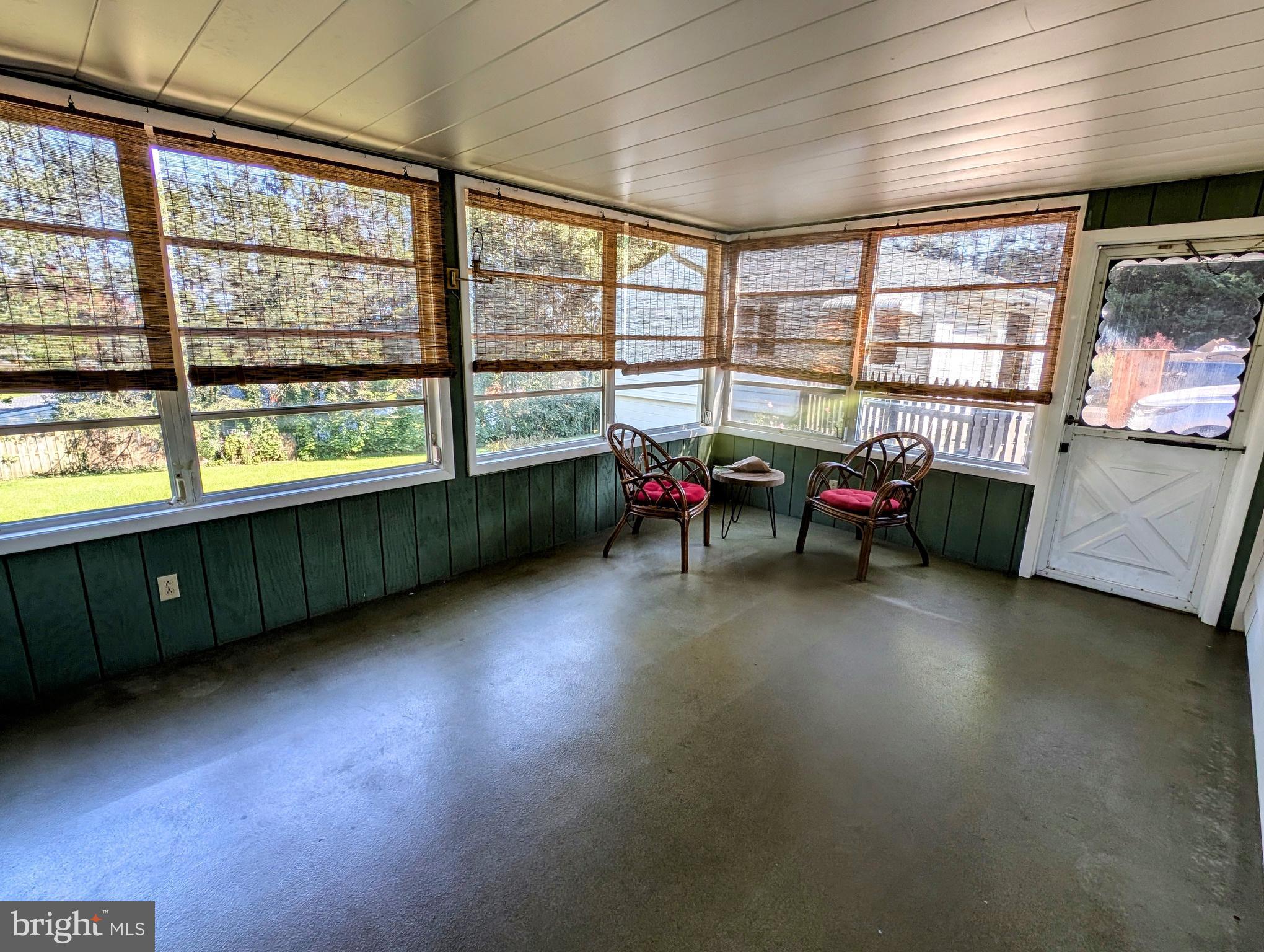 28 Hossler Road Manheim, PA 17545 - Photo 23 of 33 Sunroom