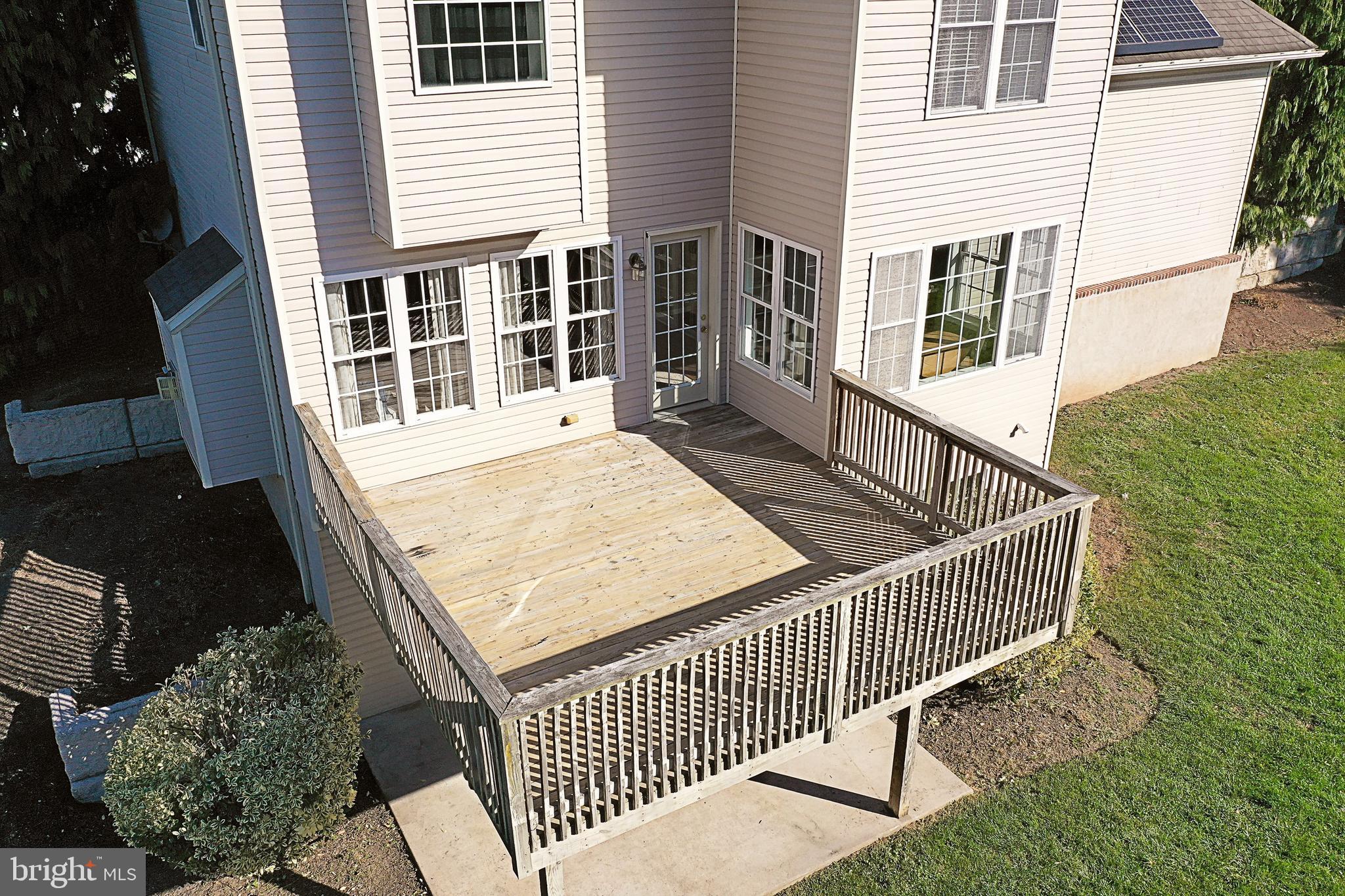 80 Oak Drive Mount Wolf, PA 17347 - Photo 38 of 51 Deck off the family room