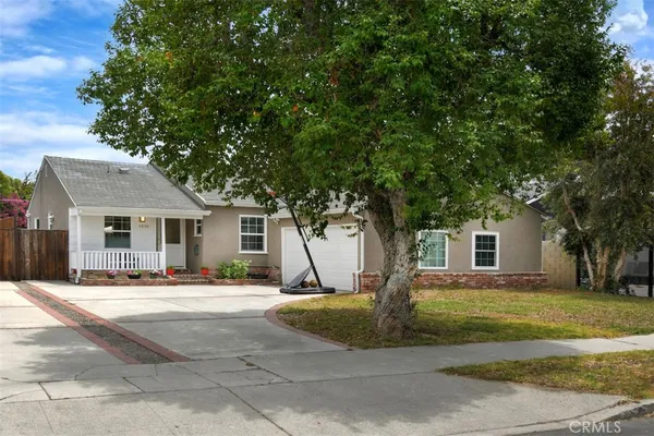 $1,290,000 | 5836 Norwich Avenue, Sherman Oaks, CA 91411