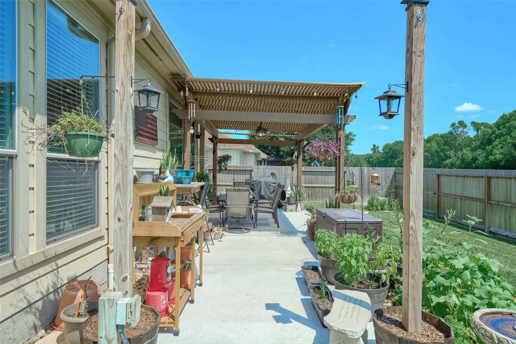 28322 Madelin Manor Lane Spring, TX 77386 - Photo 34 of 46 a view of outdoor space