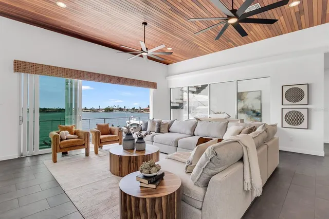 $3,299,999 | 905 Bay Point Drive, Madeira Beach, FL 33708