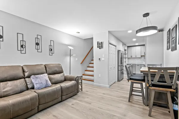 $194,900 | 35 Mathews Avenue, Unit 20, Waterville, ME 04901