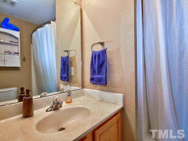 8426 Central Drive Raleigh, NC 27613 - Photo 12 of 16