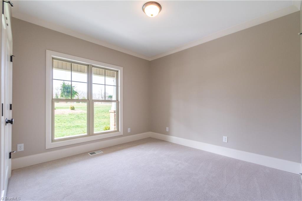 2506 Rivers Edge Road Summerfield, NC 27358 - Photo 12 of 26 Gallery Image 12
