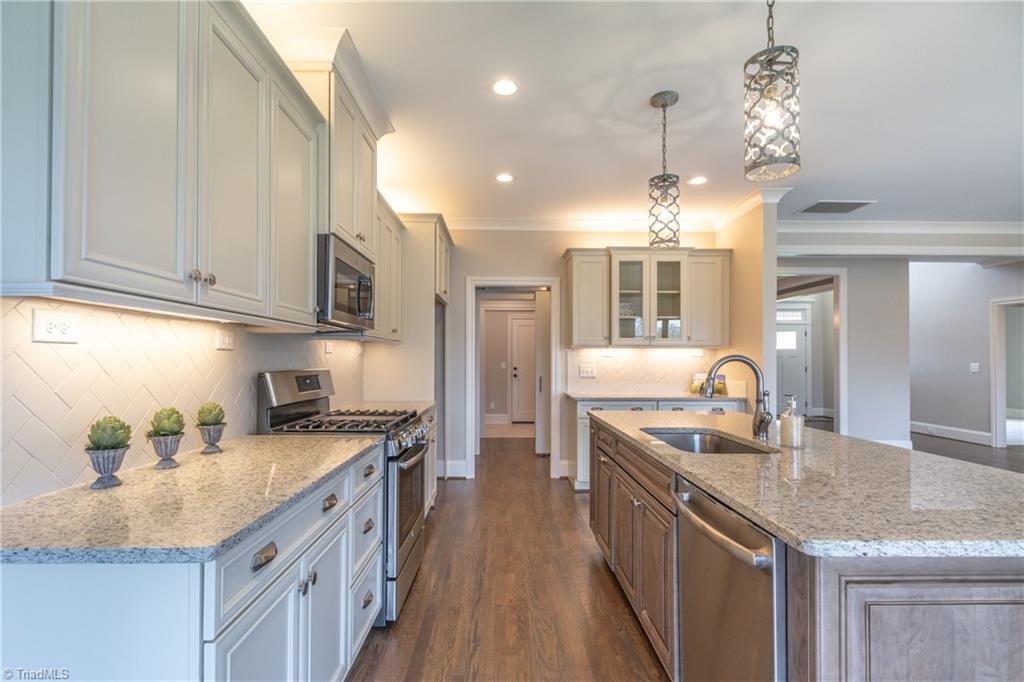 2506 Rivers Edge Road Summerfield, NC 27358 - Photo 7 of 26 Gallery Image 7
