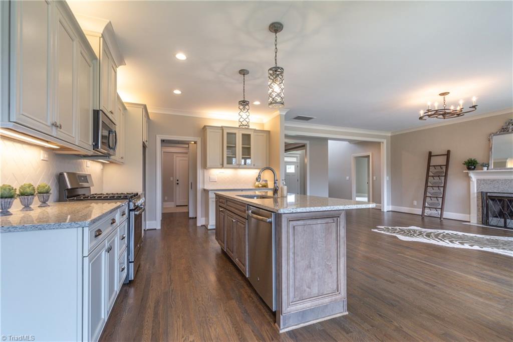 2506 Rivers Edge Road Summerfield, NC 27358 - Photo 10 of 26 Gallery Image 10