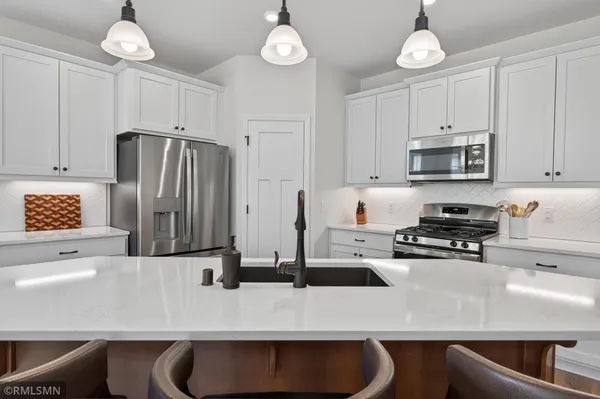 $574,900 | 1000 Oakwood Road, Newport, MN 55055