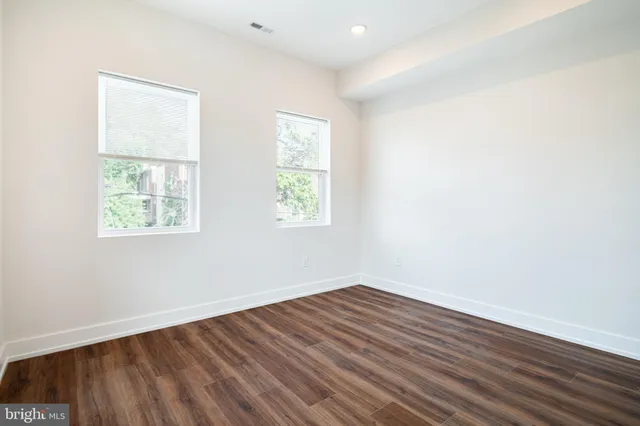 $1,275 | 212 Manheim Street, Unit 3, Philadelphia, PA 19144