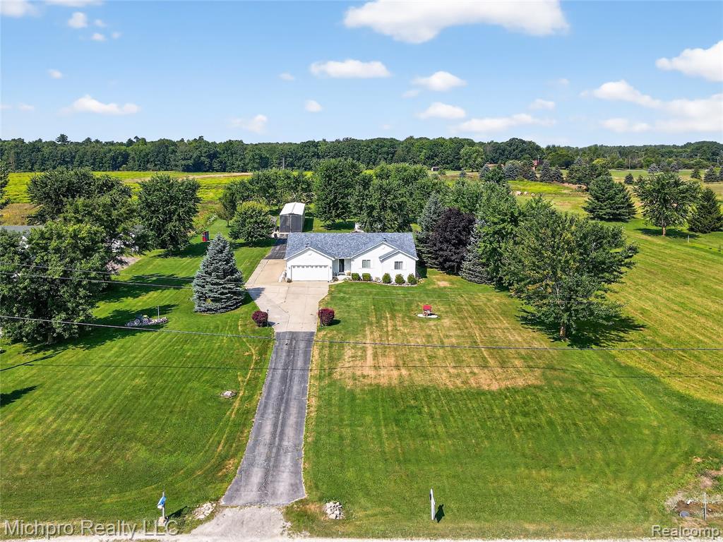 4411 Breen Road Emmett, MI 48022 - Photo 32 of 43