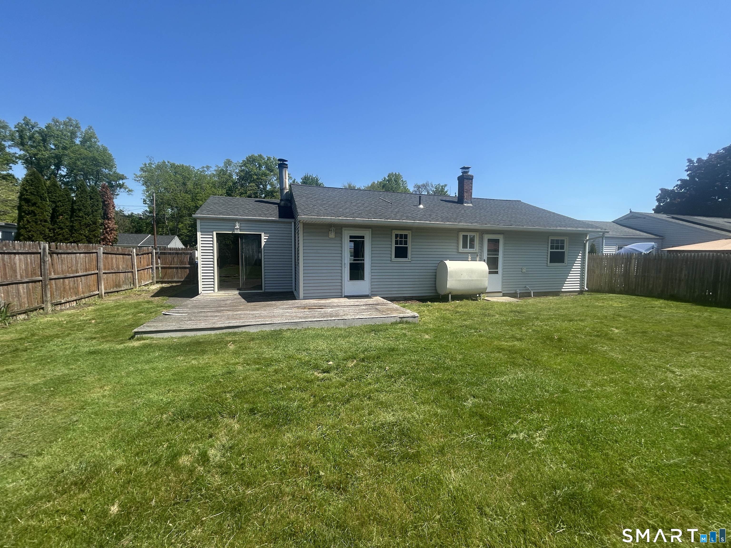 48 Plum Tree Road Plainville, CT 06062 - Photo 3 of 17