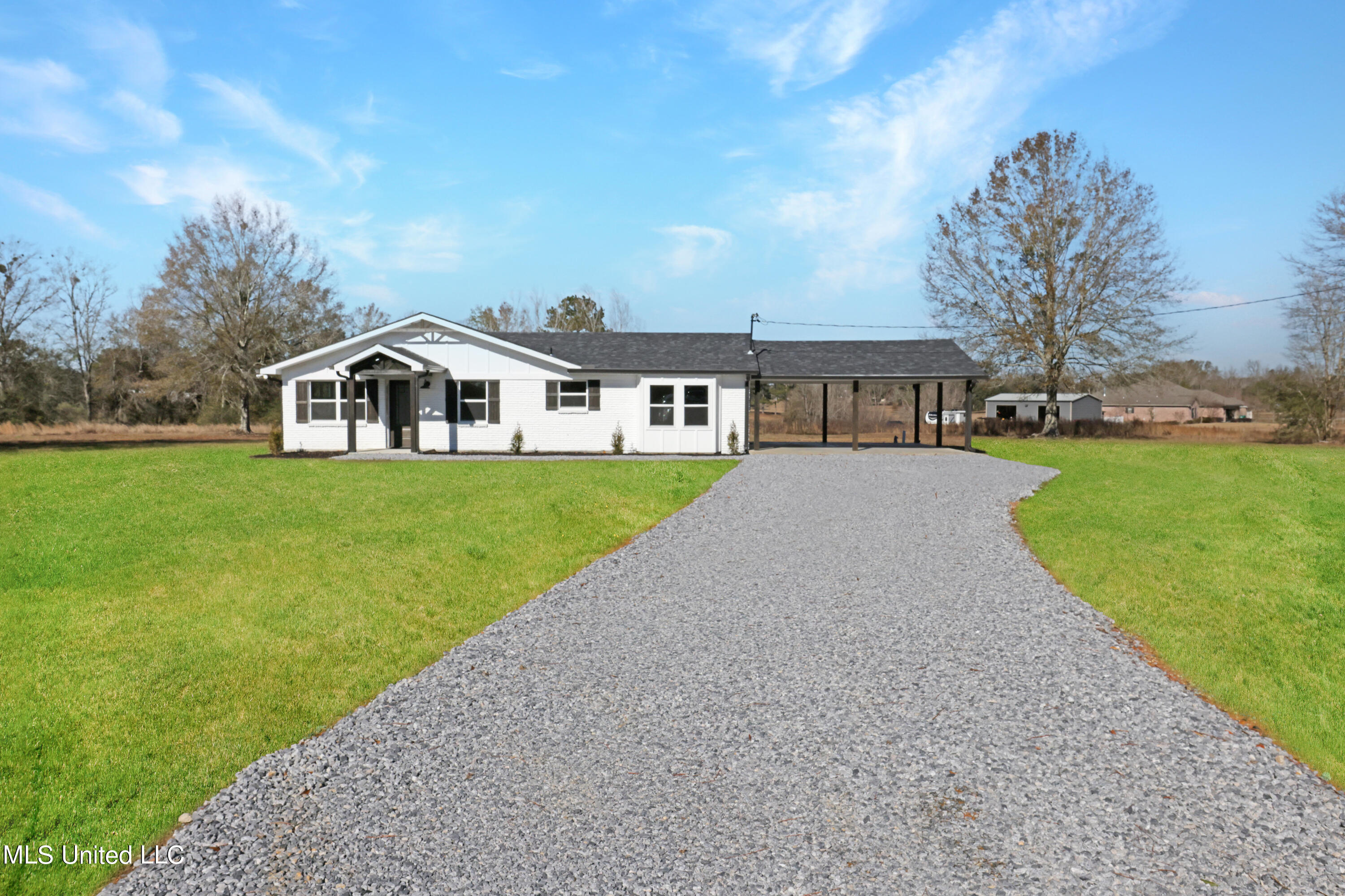 117 Lumpkin Road Carriere, MS 39426 - Photo 4 of 20 PamBiggsPhotography-8685