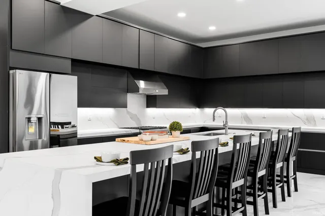 $1,299,900 | 6519 Ironclad Way, West Lafayette, IN 47906