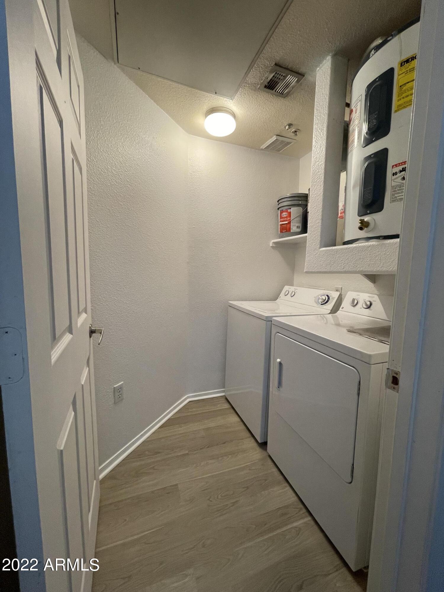 18416 North Cave Creek Road, Unit 3022 Phoenix, AZ 85032 - Photo 4 of 8 18416 Laundry