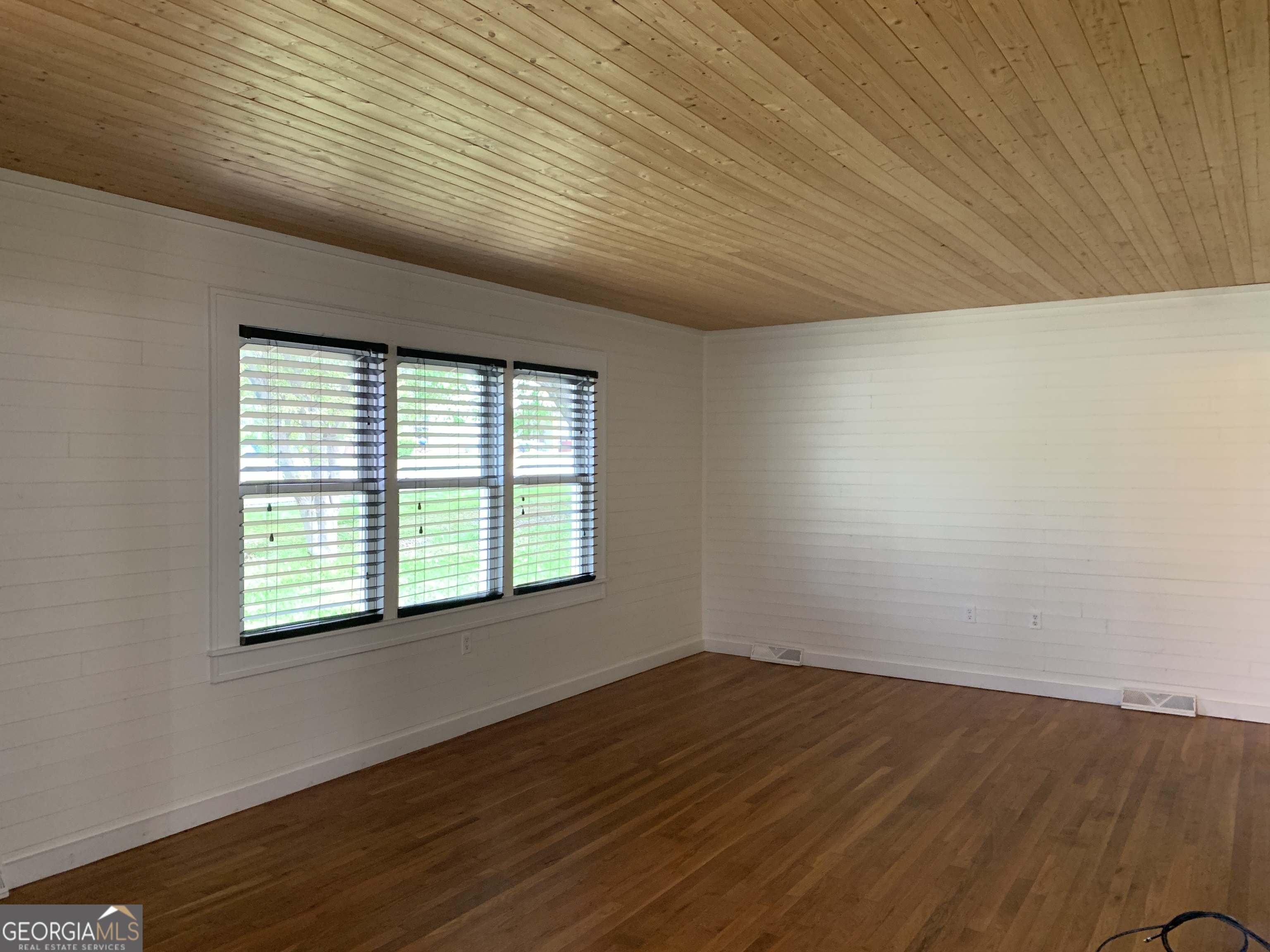 10170 Lavonia Road Carnesville, GA 30521 - Photo 6 of 41