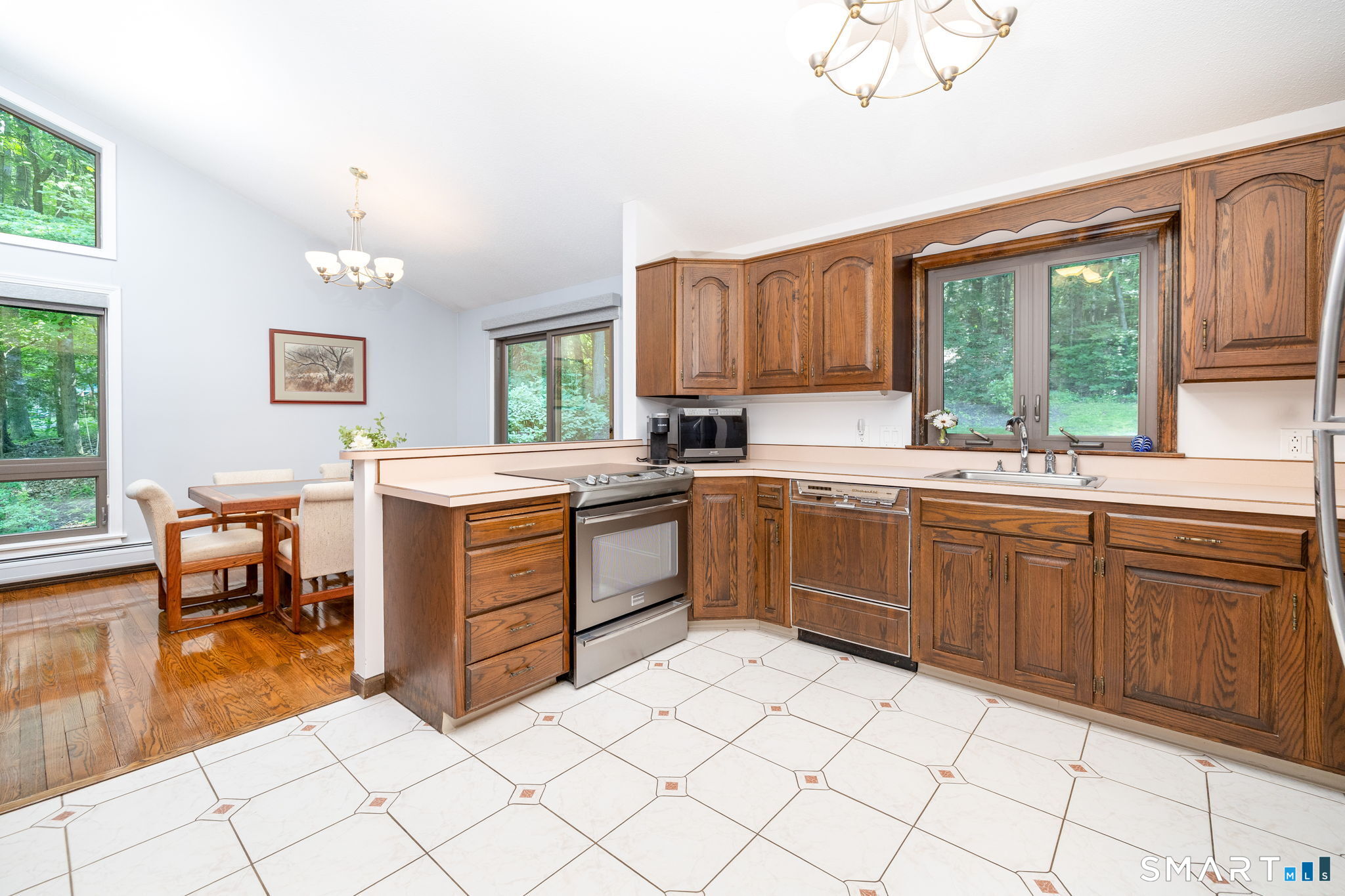 274 Steele Road New Hartford, CT 06057 - Photo 8 of 39