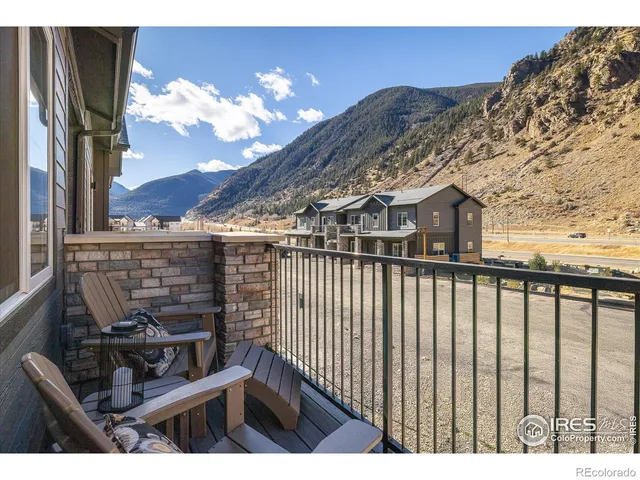 $425,000 | 2121 Hummingbird Way, Unit 3201, Georgetown, CO 80444