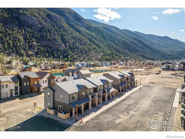 $415,000 | 2121 Hummingbird Way, Unit 3201, Georgetown, CO 80444