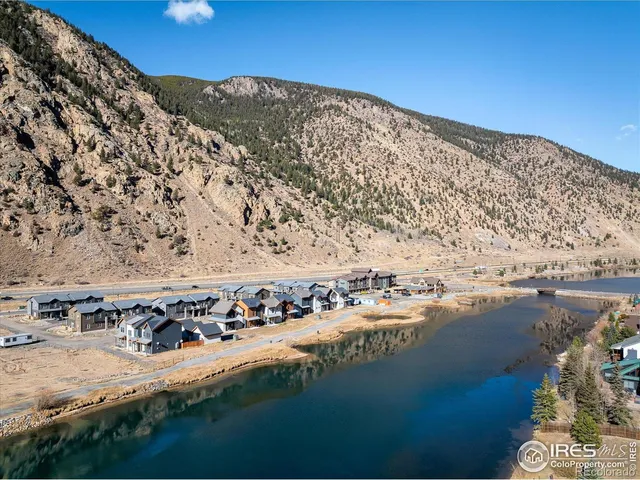 $425,000 | 2121 Hummingbird Way, Unit 3201, Georgetown, CO 80444