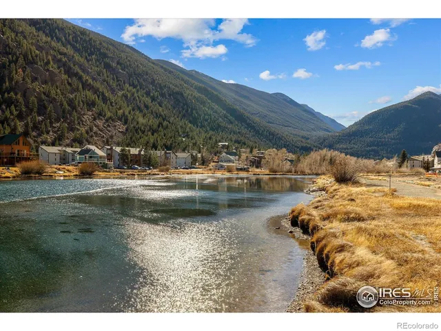 $425,000 | 2121 Hummingbird Way, Unit 3201, Georgetown, CO 80444