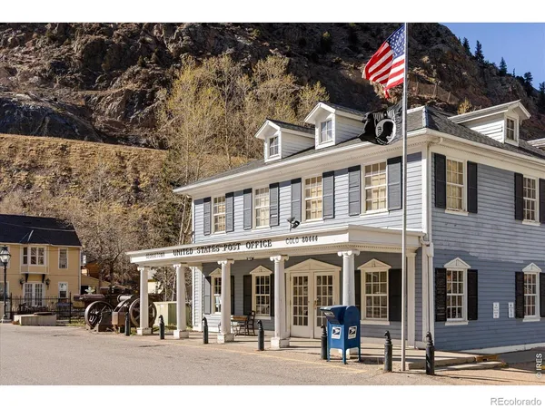 $414,995 | 2121 Hummingbird Way, Unit 3201, Georgetown, CO 80444