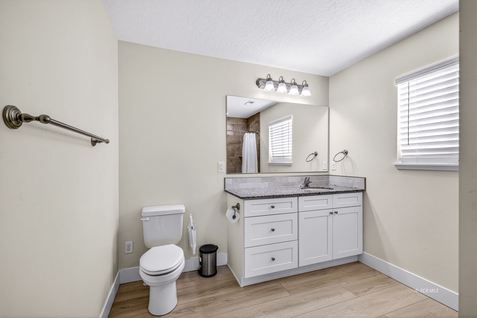 215 Spring Creek Parkway Spring Creek, NV 89815 - Photo 8 of 27